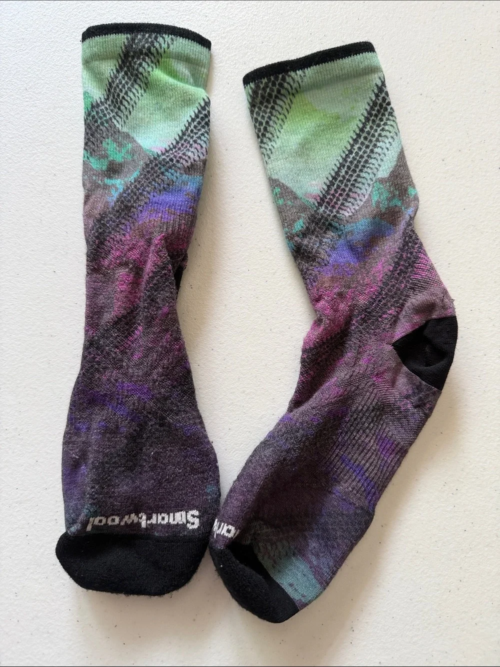 Smartwool Merino Wool Blend Crew Socks - Adult Medium